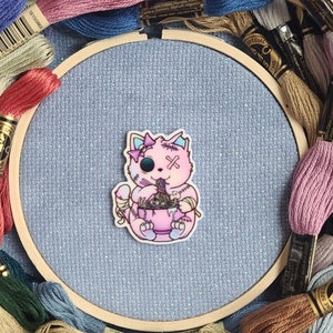 Cleo&#39;s Halloween Needle Minder