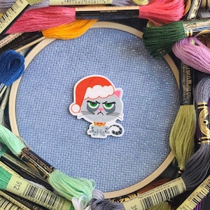 Grumpmas Needle Minder