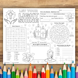 Może przedstawiać: Czarno-biała karta aktywności z tekstem „LET YOUR LIGHT SHINE” i różnymi łamigłówkami, w tym wyszukiwaniem słów, uzupełnianiem luk i labiryntem. Arkusz zawiera ilustracje świec, krzyża i osoby.