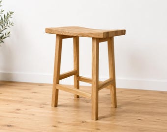 Handmade Oak Kitchen Stool – Minimalist Rustic Design