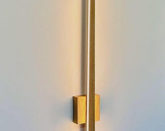 Handmade Oak LED Wall Sconce: Minimalist Dimming Lamp CalmLight Duo