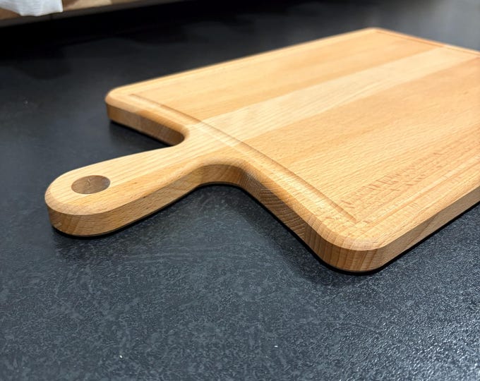 Cutting board handmade of beech wood