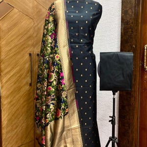 Banarasi Silk Suit: Zari Weaving Salwar Kameez with Kimkhab Dupatta image 8