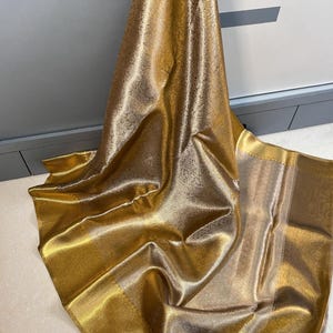 Banarasi Kanjivaram Tissue Silk Saree: Golden Zari Brocade, Bollywood Style
