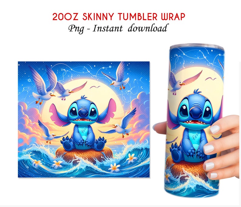K&ouml;nnte beinhalten: Eine blaue und wei&szlig;e digitale Illustration von Stitch aus Lilo & Stitch, der auf einem Felsen im Meer sitzt. Der Hintergrund ist ein blauer Himmel mit wei&szlig;en Wolken und einem Vollmond. Um Stitch herum fliegen M&ouml;wen.