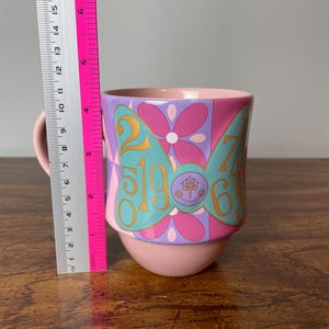 Disney Minnie Mouse The Main Attraction Mug | It's A Small World | 14oz Coffee Mug | Disney Collectible | Rare Find | Limited Release | Gift Bild 10
