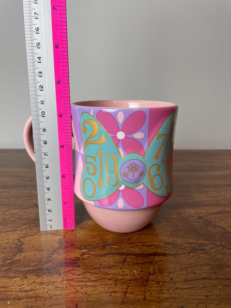 Disney Minnie Mouse The Main Attraction Mug | It's A Small World | 14oz Coffee Mug | Disney Collectible | Rare Find | Limited Release | Gift Bild 10