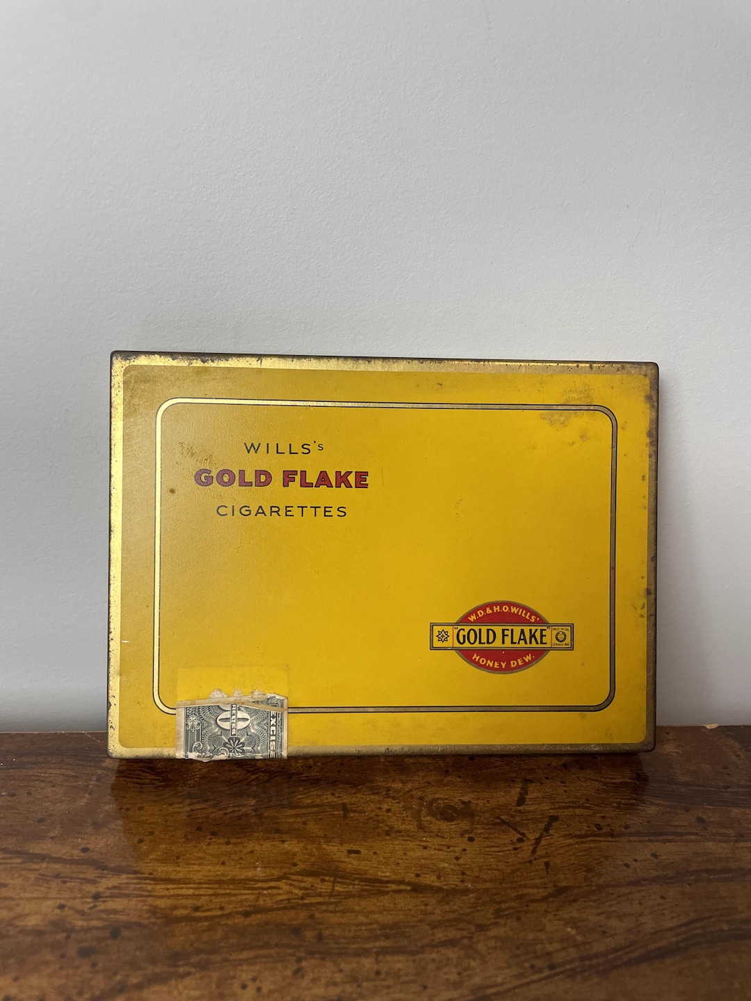 Vintage Wills Gold Flake Cigarette Tin | Classic Metal Storage | Unique  Trinket Dish| Collectible Tobacco Tin | Smoker Souvenir | Gift Idea