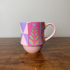 Disney Minnie Mouse The Main Attraction Mug | It's A Small World | 14oz Coffee Mug | Disney Collectible | Rare Find | Limited Release | Gift Bild 3