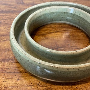 Vintage Olive Green Pansy Ring Vase | Modern Round Ceramic Vase | Studio Pottery Pansy Vase | Succulent Planter | Housewarming Gift Idea