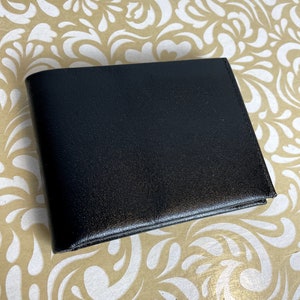 Cartera de cuero negra fabricada en Canadá / Clásica y duradera / Accesorio elegante / Regalo para él / Excelente estado / Idea de regalo única