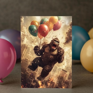“Ballonateddon – Fliegender Gorilla” | King Kong Geburtstag | Lustiges Monsterchaos | JPG-Download | Print-Your-Owned A4 Template | Parodie
