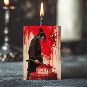 Samurai Slice - Gothic samurai-verjaardagskaart, coole krijgerviering, unieke verjaardagsgroet, leuke scène voor het snijden van taart