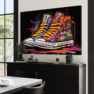 Graffiti Backdrop Print Men's Sneakers
