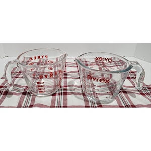 Vintage Pyrex Clear Glass Measuring Cups