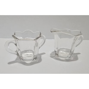 Vintage glazen kleine creamer en suikerset