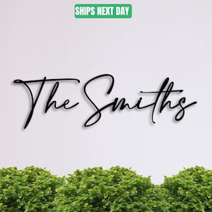 Custom Last Name Metal Sign: Powder-Coated Family Name Wall Decor