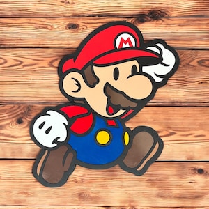 Mini Mario - Wooden Display