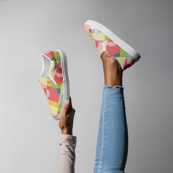 Fave Women’s slip-on canvas shoes