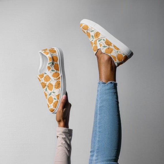 Lemon Licious Women’s slip-on canvas shoes