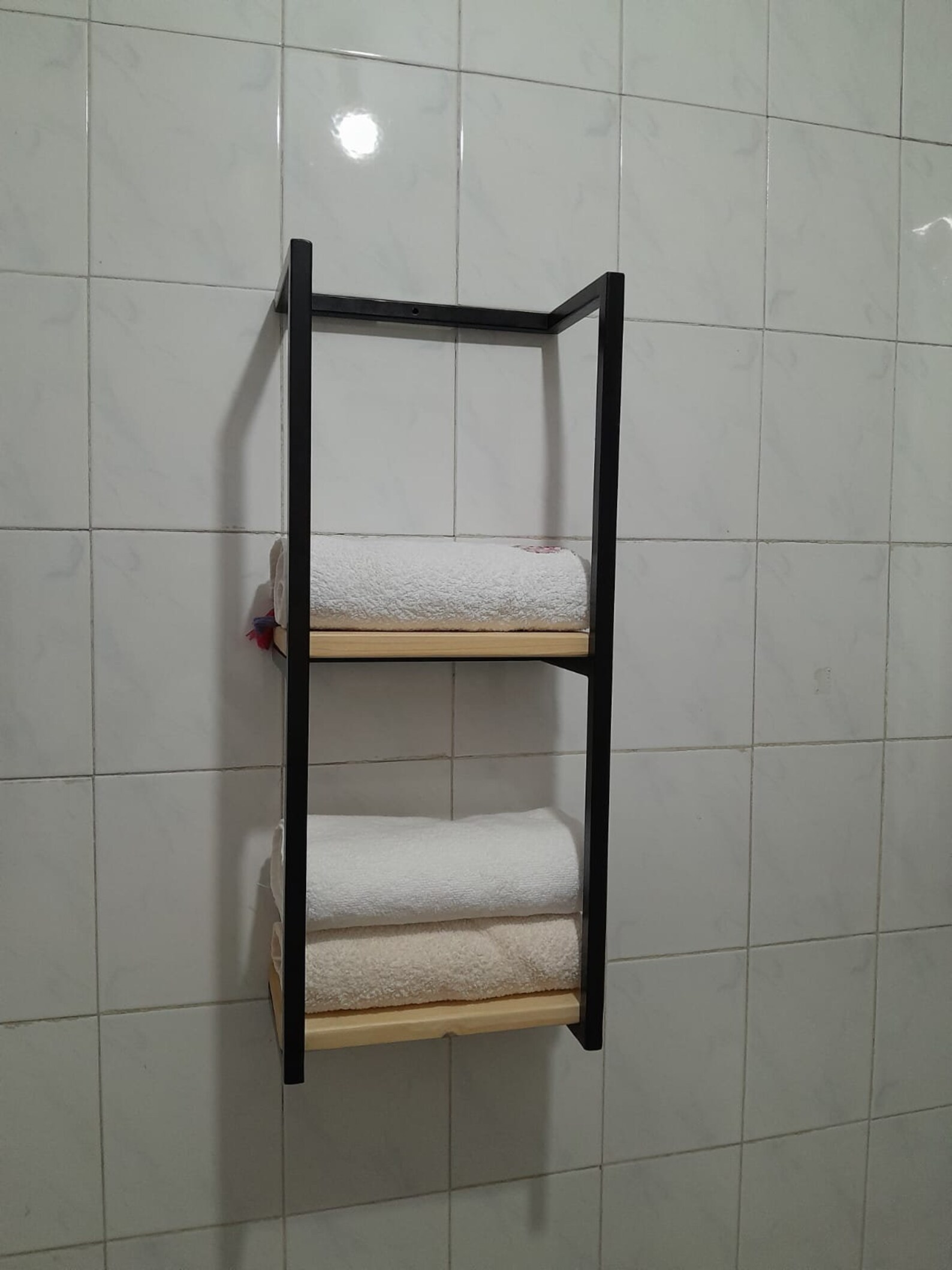 Shelf Bathroom Towel Shelf, Bathroom Metal Towel Rack Blanket Storage ...