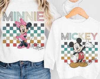 Paquete de Mickey y Minnie a cuadros PNG, Vacaciones familiares png, Viaje familiar Png, Modo vacay Png, Magic Kingdom Png, Mickey Png, Mouse Png, PNG