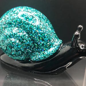 Cute Unique Mini Snail Figurines, Mini Glitter Filled Snail Shells ...