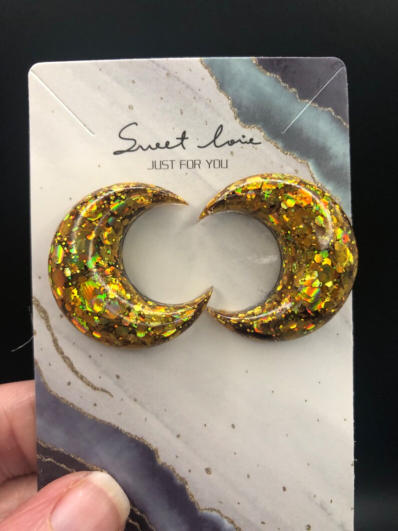 handmade-resin-crescent-moon-stud-earrings-colorful-crescent-moon