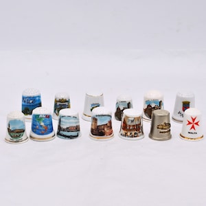 European Thimbles Collection - Vintage Porcelain Collectable Thimbles: Paris, Italy, Germany, Flowers