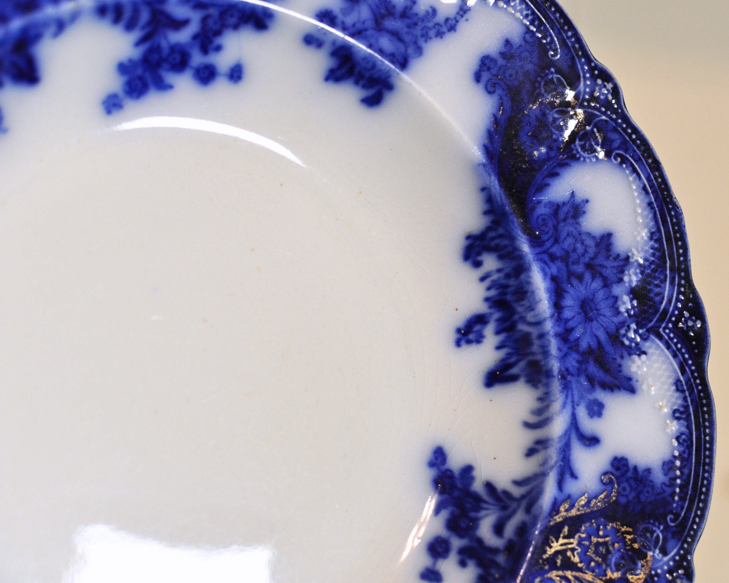 Antique New Wharf Pottery England Shallow Bowl Plate Lois Pattern. Hand Painted C 1880's Colbalt