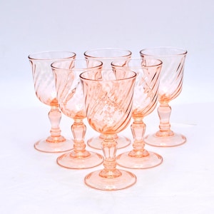 Set of 6 Luminarc D&#39;Arques France Pink Liqueur Glasses Rosaline Pink - Mid Century Vintage Stylish Wine Glasses