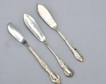 3 couteaux à pâté/beurre : Rodd, Grosvenor Gainsborough, EPNS Sheffield - Couteaux plaqués argent coutellerie vintage