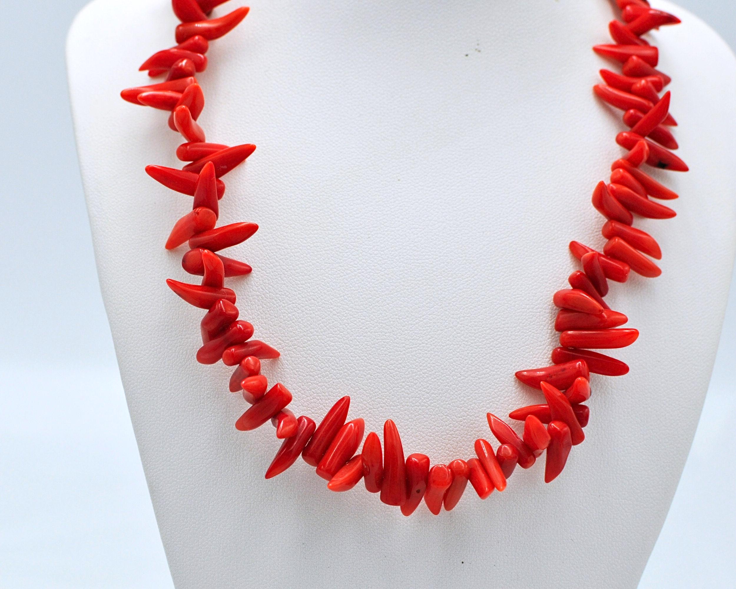Collier Vintage En Corail Branché - Rouge - Bijou Ancien