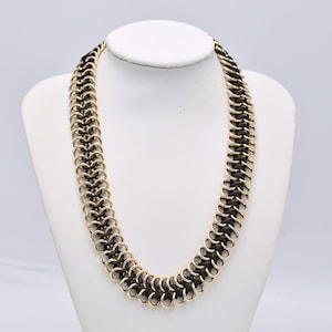 Vintage Choker - Silberne und schwarze Metall Chainmail Mesh-Halskette