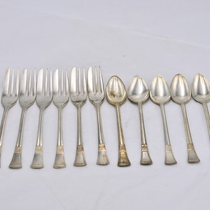Angora Silver Plate Cutlery Set of 6 Cake Forks, 5 Matching Teaspoons Angora Silverplate - Vintage Silver Plate Cutlery Forks and Tea Spoons
