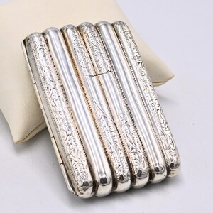 Portasigarette in argento sterling con punzone e decoro in rilievo, Birmingham 1909 - Portasigarette antico dorato - Scatola per sigarette
