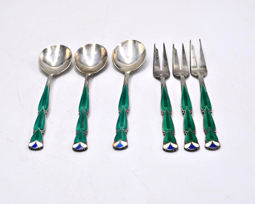 銀メッキのカトラリー 銀メッキのカトラリー