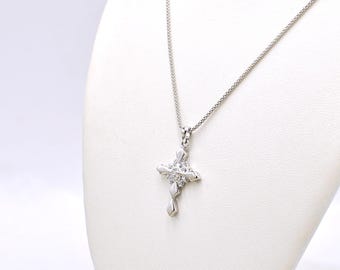 Halsband med korshänge i silver med kubiska zirkoniastenar - på en 50 cm kedja i 925 sterlingsilver