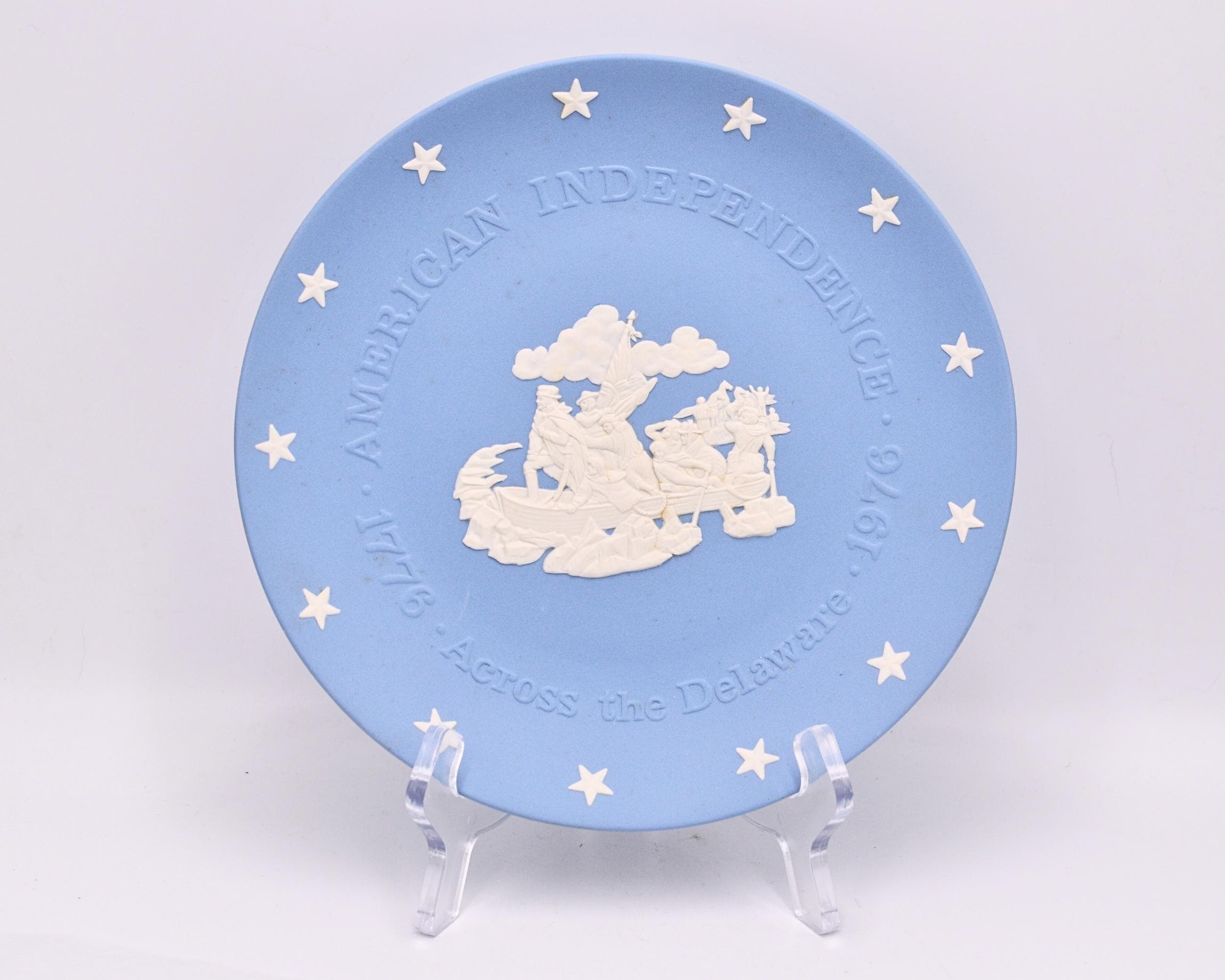 Across the Delaware Boxed Wedgwood - American Independence