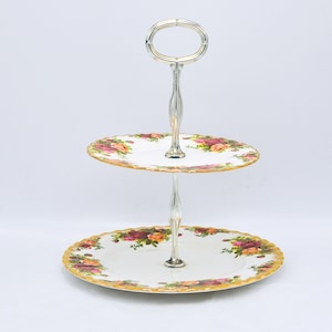 Royal Albert Old Country Roses Two Tier Cake Stand 1962 - Vintage English Cake Display