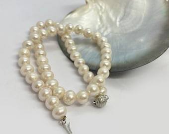 Natural Pearl Woman Necklaces