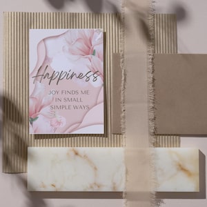 Blooming Reflections Affirmation Cards – Positive Self-Love Quotes, Daily Mindfulness, Mental Health Gift, Inspirational Deck for Women.