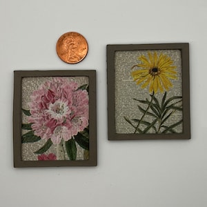 Set aus 2 OOAK Miniaturkunstwerken von Blumen