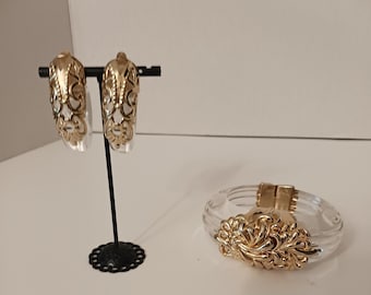 Lucite earrings and bracelet