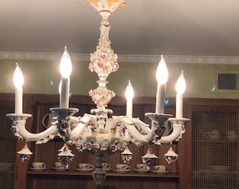 Beautiful Italian Capodimonte Chandelier