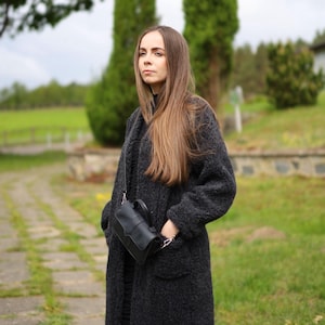 Black wool cardigan for women – Handmade from 100% natural wool – With or without lining – Elegant for everyday wear and occasions