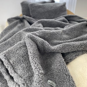 SALE! Merino wool blanket, winter blanket, fluffy blanket, warm blanket, weighted blanket, wool blanket for the bedroom, lambswool plaid, virgin wool throw blanket