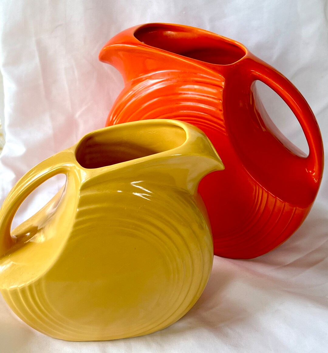Set of 2 Vintage Fiestaware Pitchers 2qt and 1qt Etsy