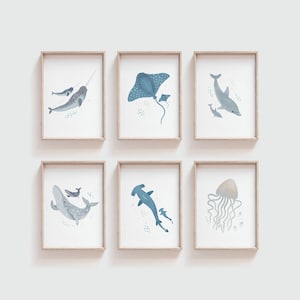 Conjunto de 6 impresiones de vivero de criaturas marinas en acuarela, imprimibles de medusas, arte de la pared del océano, tema bajo el mar, arte de la vida marina, vivero náutico