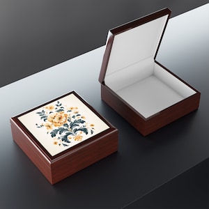 Piccola scatola portagioie floreale, scatola regalo in legno, scatola porta anelli decorativa, scatola ricordo in legno, regalo di Pasqua, regalo per lei, regalo per damigella d'onore, regalo per un'amica